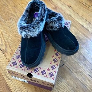Sketchers clogs/mules size 8.5